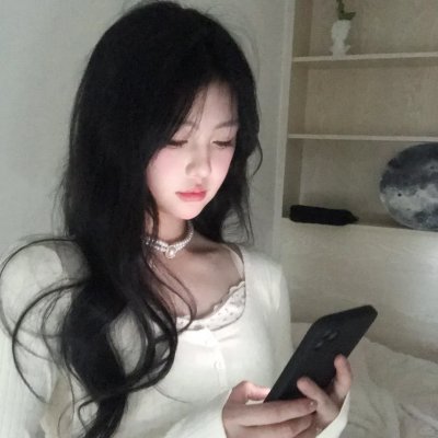 公园里的女孩 在线观看封面